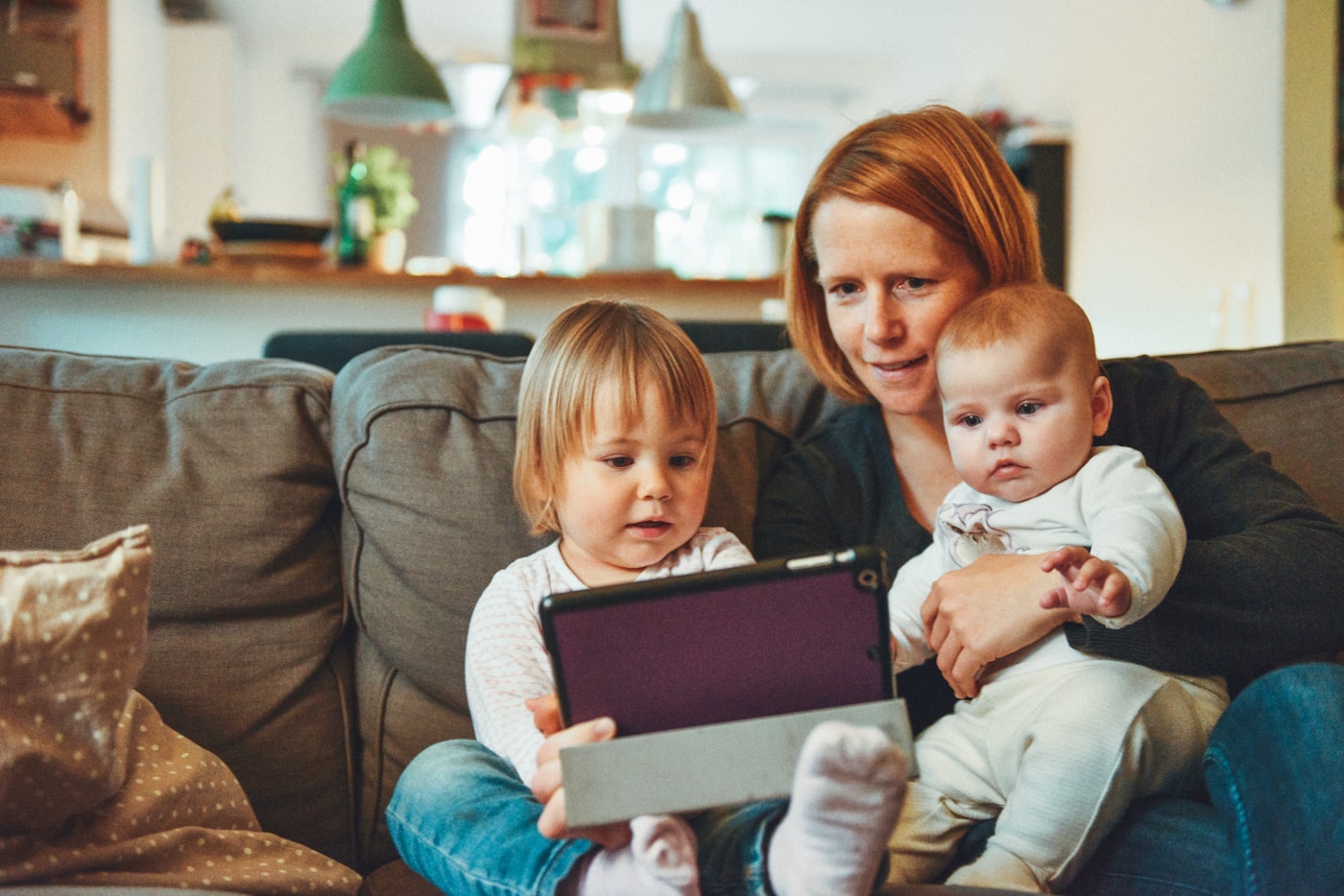 Family learning about KiwiSaver together